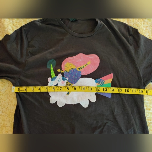 Whimsical Unicorn Graphic T-shirt 🦄 - Picture 5 of 9